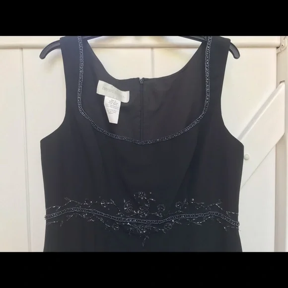 David’s Bridal Black Mother of the Bride or Groom Beaded Formal dress #F21297 - Picture 2 of 6